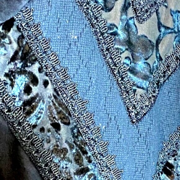 Vintage 1970s Newport News Boho Deep Teal Blue Velvet & Floral Embroidered Coat - Picture 9 of 12